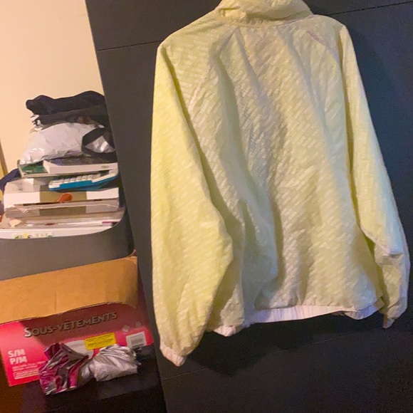 Raincoat - Picture 3 of 5